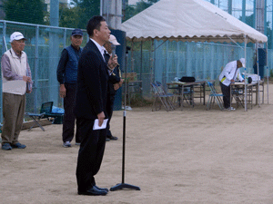 田原本町合併60周年記念第18回田原本町老人ペタンク大会開会式の写真