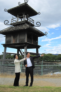 浮島智子衆議院議員に「唐古・鍵遺跡史跡公園」の整備状況を説明
