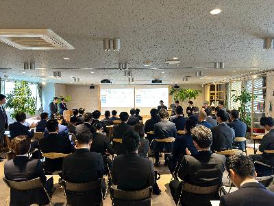 11月19日	（水曜日）	全国若手町村長会 総会